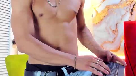 Dani online show from December 22, 3:47 am