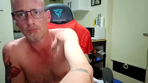 dannozdirekt online show from November 15, 12:40 pm