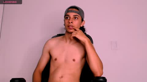 Danny online show from October 3, 1:54 am