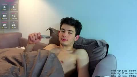 danny__magic online show from December 14, 7:54 pm