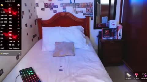 phantom555 online show from March 4, 6:15 pm