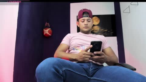 Snapshot of dante_bigboss chatting on February 11, 10:15 am Dante online show from February 11, 10:15 am