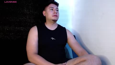  A L E J A N D R O  online show from September 27, 8:06 pm