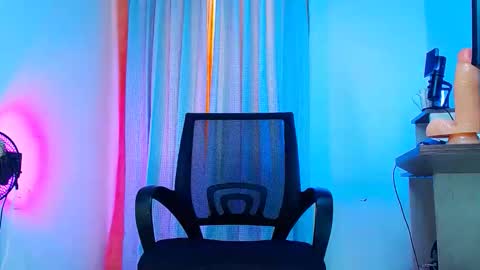 Dante Santoro online show from April 7, 12:27 pm