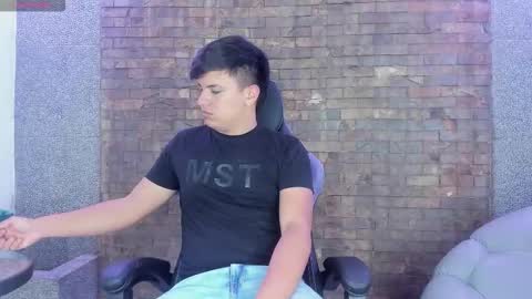 dantestone1 online show from November 18, 11:47 am