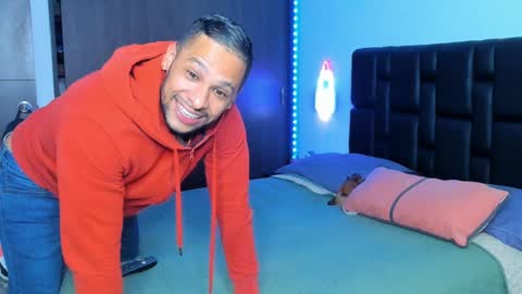 danyfitguy_ online show from January 25, 12:59 am