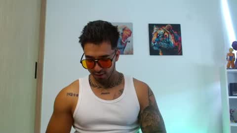 Darius Phoenix  online show from July 16, 5:20 pm