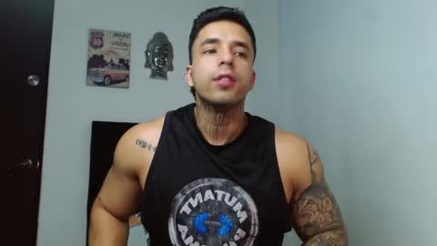 Darius Phoenix  online show from October 27, 11:51 pm