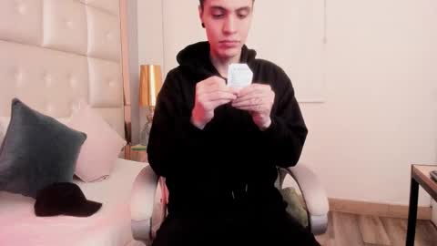 dark_sun333 online show from January 11, 2:59 am