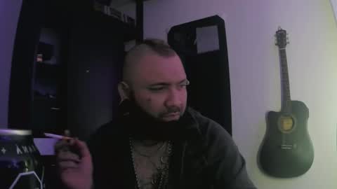 darkclothes online show from January 7, 1:17 am