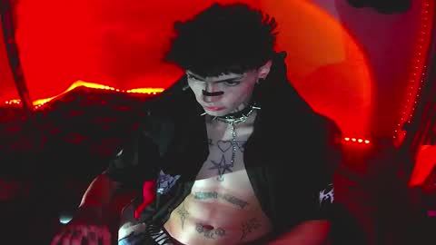   online show from December 19, 8:55 am