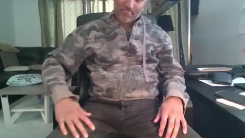 darryl43321 online show from April 16, 12:21 am