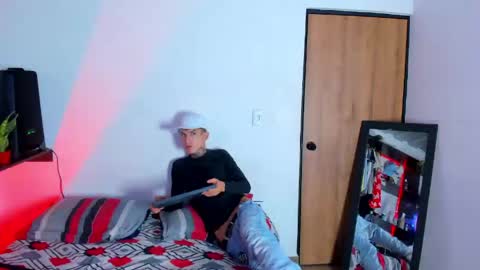 darwin_ggh online show from March 20, 11:52 pm
