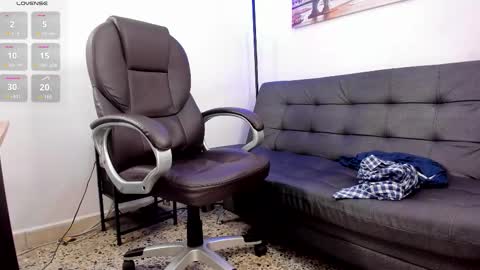 Snapshot of dash_bukoski chatting on October 24, 11:45 am Dash online show from October 24, 11:45 am