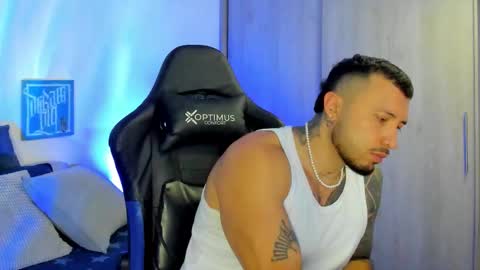 DAVE MAX online show from March 1, 3:01 pm