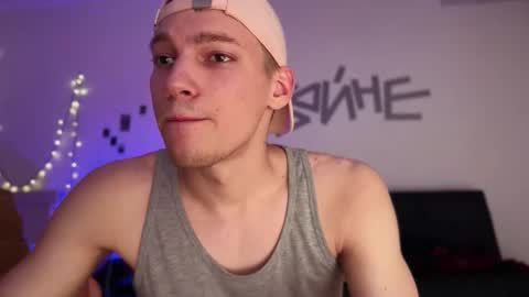 Davey online show from November 30, 6:21 pm