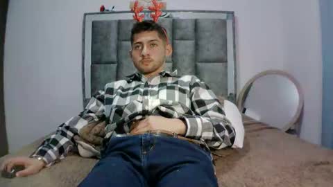 David Asturias online show from December 15, 11:31 pm