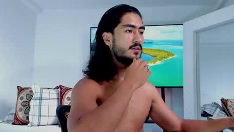 Hey im David that loves to explore and speak their fantasies. Very open talktative and nice. Feel free to chat with me online show from February 4, 1:06 pm