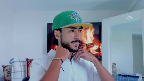 Hey im David that loves to explore and speak their fantasies. Very open talktative and nice. Feel free to chat with me online show from January 6, 5:28 pm