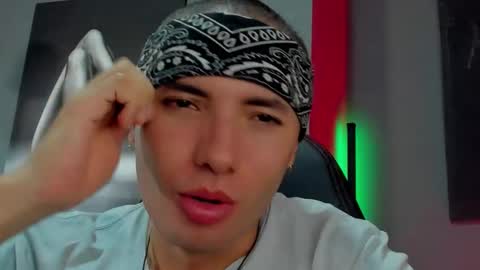 David Jons online show from November 13, 10:57 pm