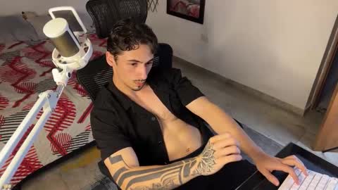 David online show from March 15, 11:00 pm