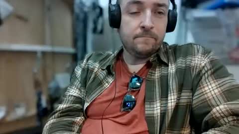 Snapshot of davideo59 chatting on September 12, 9:42 am davideo59 online show from September 12, 9:42 am