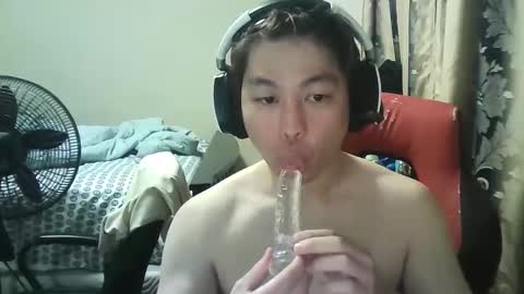 davidisbleh online show from November 23, 8:03 am