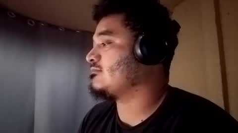 Snapshot of davidjose1995 chatting on December 24, 5:23 pm Juice cock online show from December 24, 5:23 pm