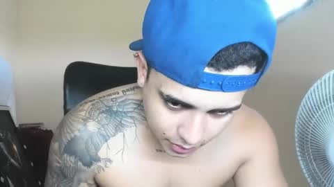 Snapshot of davidlenonn_ chatting on September 20, 8:09 pm Lennon online show from September 20, 8:09 pm