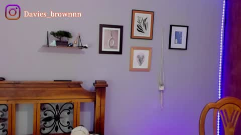 Snapshot of davies_brown chatting on February 10, 10:30 pm Davies brown    schedule 12pm to 5pm col time online show from February 10, 10:30 pm