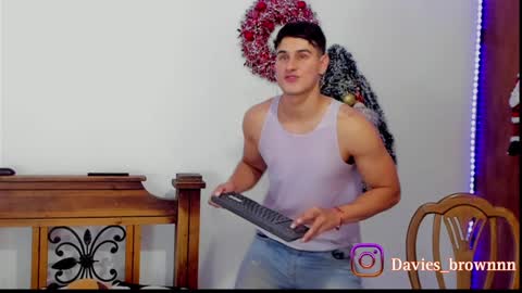 Snapshot of davies_brown chatting on December 28, 9:40 pm Davies brown    schedule 12pm to 5pm col time online show from December 28, 9:40 pm