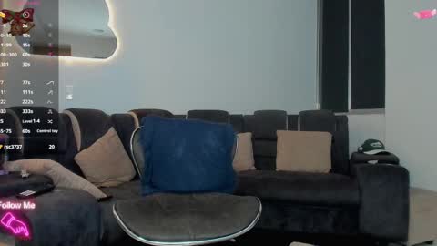 Snapshot of davis_alx chatting on February 21, 12:05 am davis  instagram davis alx1 online show from February 21, 12:05 am