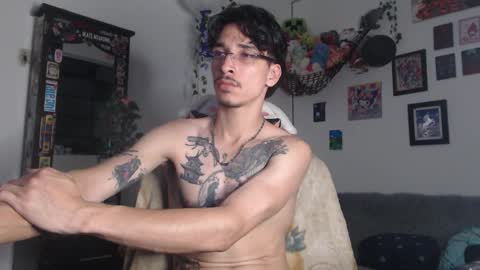 dazzayy online show from January 7, 2:27 am