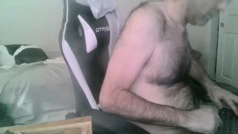 Snapshot of dbfroge chatting on March 1, 10:31 pm dbfroge online show from March 1, 10:31 pm