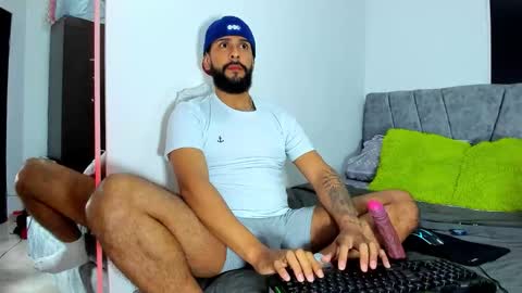 dcollins_ online show from January 13, 3:44 am