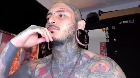 Snapshot of death_ink666 chatting on January 14, 12:22 am    online show from January 14, 12:22 am