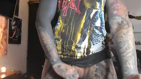 Snapshot of death_ink666 chatting on February 14, 7:44 pm    online show from February 14, 7:44 pm
