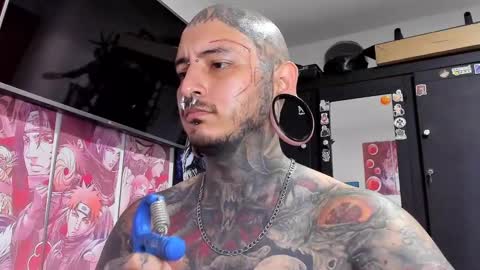 Snapshot of death_ink666 chatting on December 12, 5:48 pm    online show from December 12, 5:48 pm