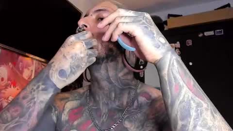 Snapshot of death_ink666 chatting on December 27, 7:03 pm    online show from December 27, 7:03 pm