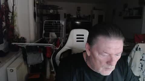 deinprinz2312 online show from January 12, 5:33 am