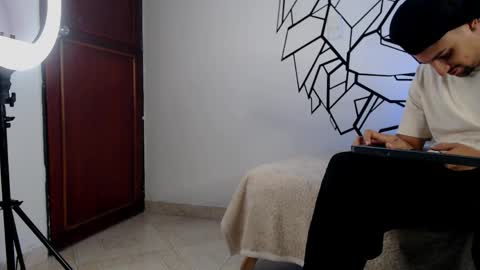  DEIVY  online show from March 29, 2:44 am