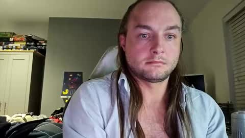 Snapshot of dennis210586 chatting on October 14, 5:20 pm dennis210586 online show from October 14, 5:20 pm