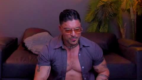 dennis_cox_ online show from November 8, 12:30 pm