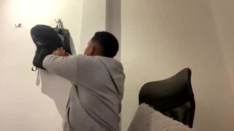 Dereck Myers online show from February 15, 7:03 am