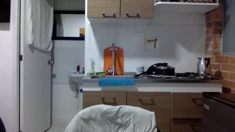 Derek smiith online show from December 11, 5:01 am