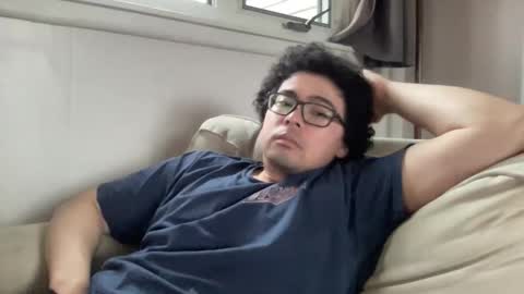 Derrick Hose online show from April 4, 11:24 pm