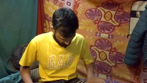 desi_boy799417 online show from February 13, 5:35 am