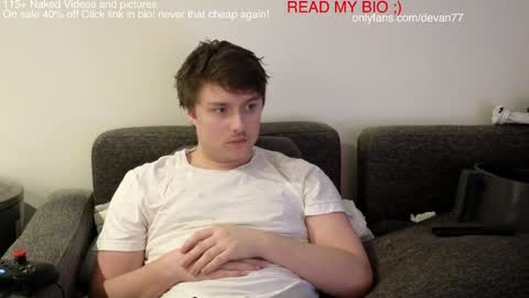 Devan online show from December 13, 11:39 pm