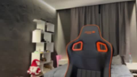 devilnut1 online show from November 12, 2:34 pm