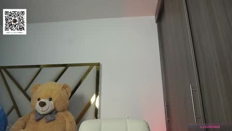 Devin Hunter online show from November 15, 1:07 am